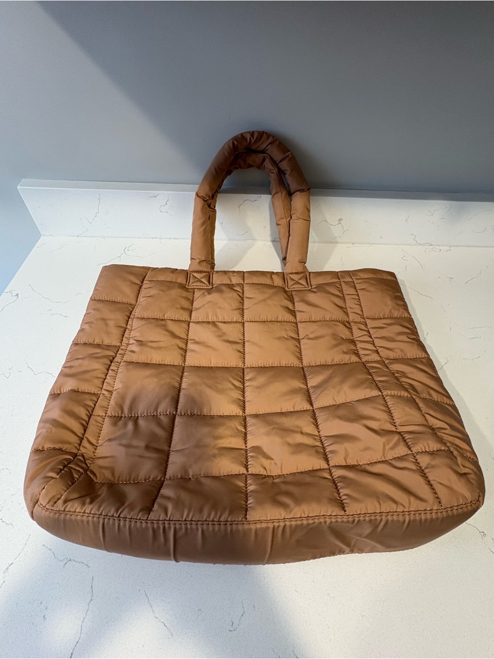 Quilted Gap Tote Bag in golden tan  – Lightweight Everyday Carry